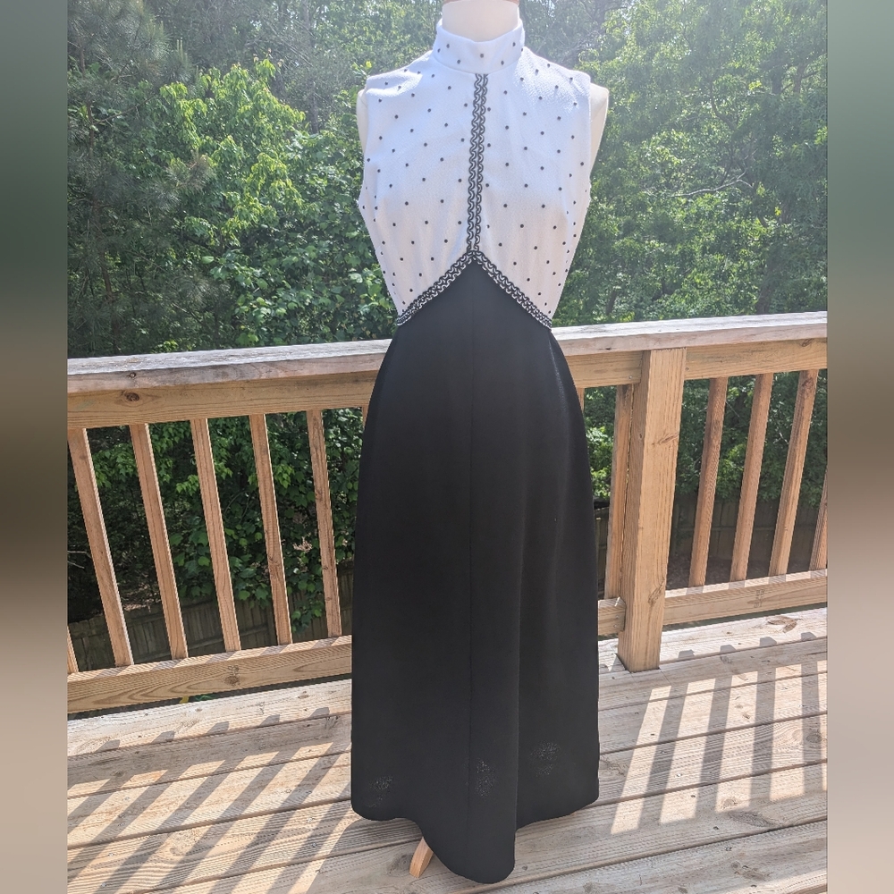 Vintage 1960s Maxi Dress Mock Neck Beaded White Black 6/8